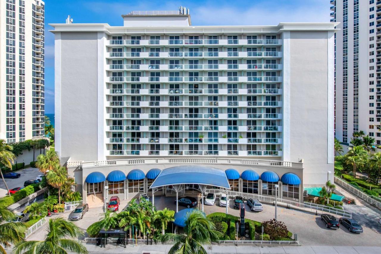 Ramada Plaza By Wyndham Marco Polo Beach Resort Golden Beach Kültér fotó