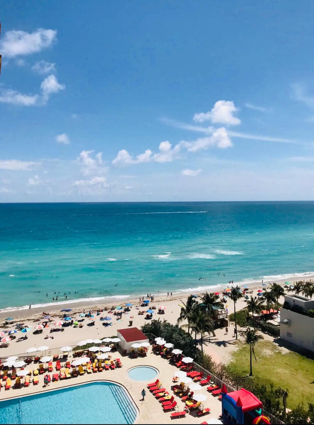 Ramada Plaza By Wyndham Marco Polo Beach Resort Golden Beach Kültér fotó